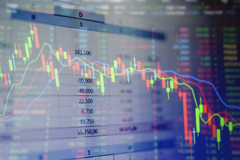 Share Market News : लगातार दूसरे दिन गिरावट के साथ बंद हुआ शेयर बाजार, सेंसेक्स 436 अंक टूटा