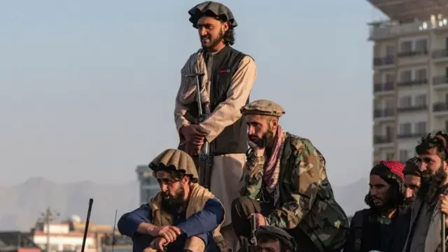 ऑपरेशन सिंदूर के बाद बौखलाया लश्कर कमांडर, भारत को दे रहा गीदड़भभकी, मिसाइल हमले से तबाह आतंकी ठिकाने, सोशल मीडिया पर प्रोपेगेंडा शुरू