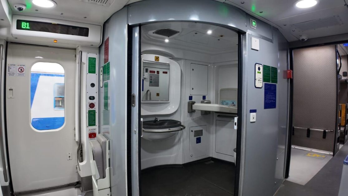 बंगाल को रेल विकास का बड़ा तोहफा: पीएम मोदी दिखाएंगे पहली वंदे भारत स्लीपर ट्रेन को हरी झंडी