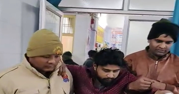 आजमगढ़: गणतंत्र दिवस चेकिंग में शराब तस्करों से मुठभेड़, 1 घायल 1 गिरफ्तार