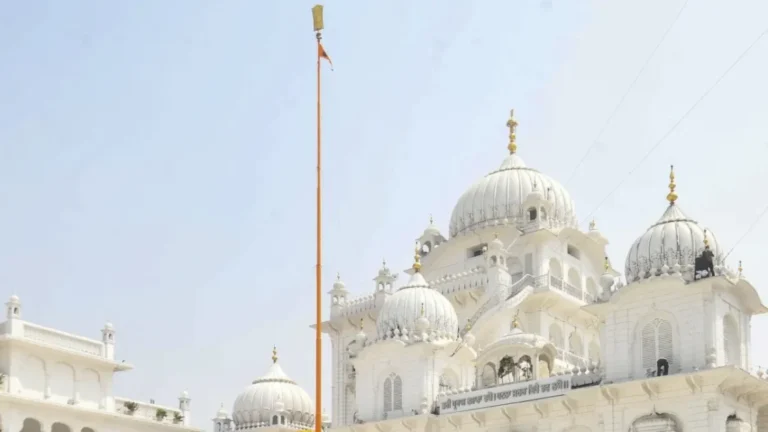 Sikh Couple Murder : पाकिस्तान में गुरुद्वारे के अंदर सिख कपल की हत्या, डबल मर्डर का मुख्य आरोपी गिरफ्तार