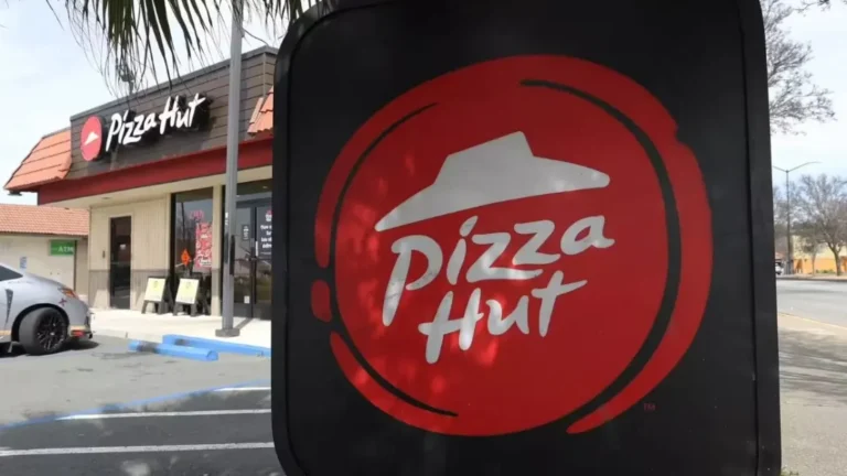 Pizza Hut Sale : Pizza Hut को 2.7 अरब डॉलर में बेचेगा Yum! Brands, जानिए क्या है इसकी बड़ी वजह