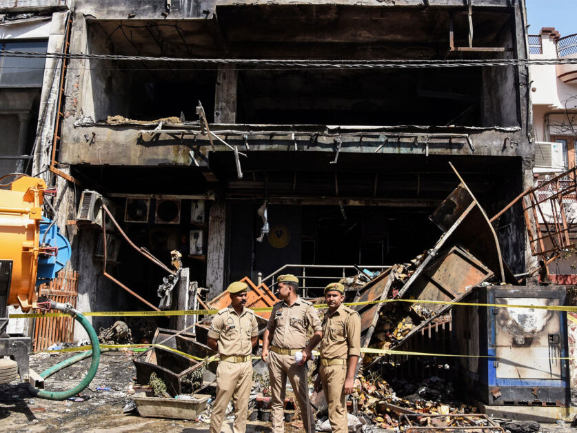 Lucknow Aliganj Fire Accident Update