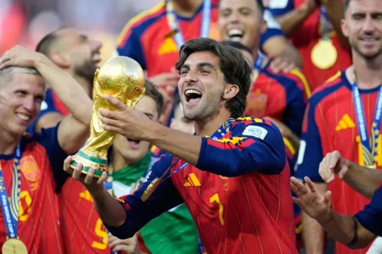 FIFA 2026 Final : स्पेन बना चैंपियन FIFA वर्ल्ड कप 2026 के फाइनल में अर्जेंटीना को 1-0 से हराकर रचा इतिहास