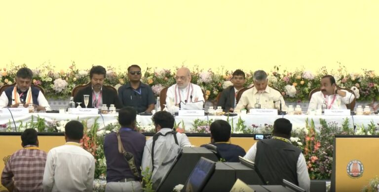 Southern Zonal Council Meeting: अमित शाह ने की 31वीं बैठक की अध्यक्षता, दक्षिणी राज्यों के मुद्दों पर मंथन | DD News UP