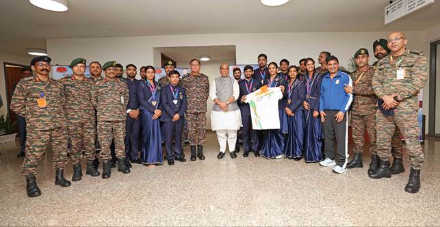 CWG 2026: भारतीय सेना के खिलाड़ियों का जलवा, 16 पदकों के साथ देश का बढ़ाया मान | DD News Uttar Pradesh  