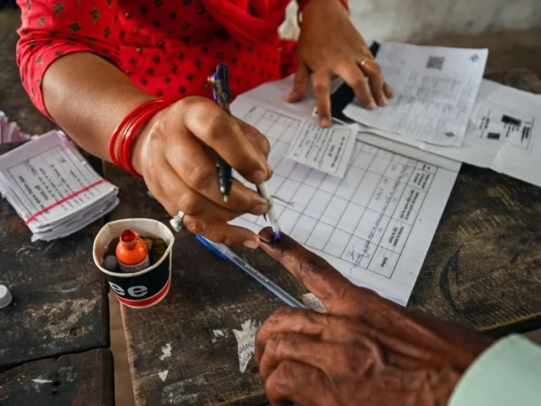 UP MLC Election 2026 : 23 अक्टूबर को 11 सीटों पर मतदान, 27 को आएगा रिजल्ट