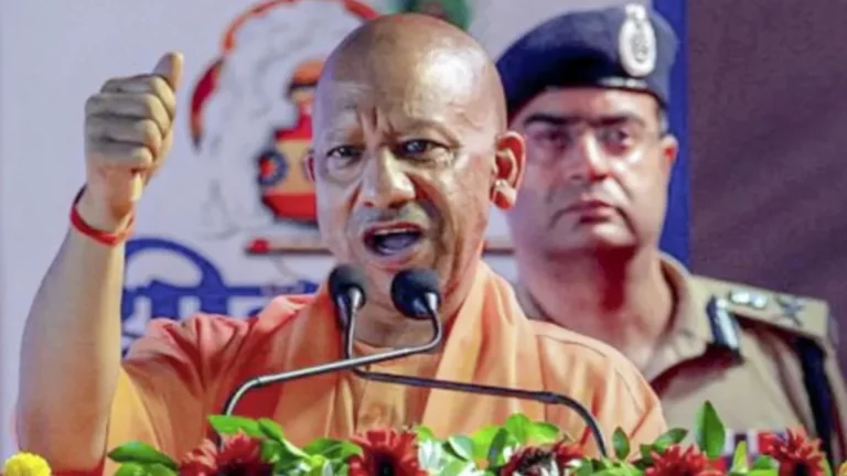 UP Police Recruitment: 912 नवनियुक्त अभ्यर्थियों को मिले नियुक्ति पत्र, सीएम योगी ने दी बड़ी सौगात