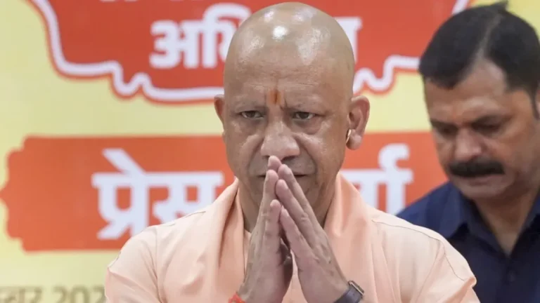 UP News : सीएम योगी की युवाओं के नाम ‘पाती’, यूपी इंटरनेशनल ट्रेड शो में आने का दिया न्योता