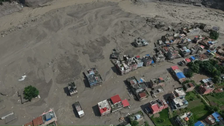Nepal Heavy Rain : नेपाल में भारी बारिश और भूस्खलन से तबाही, 21 लोगों की मौत