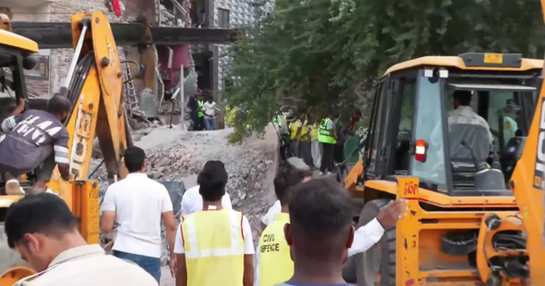 Seemapuri Building Collapse